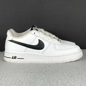 Nike Women's Sneakers White Black